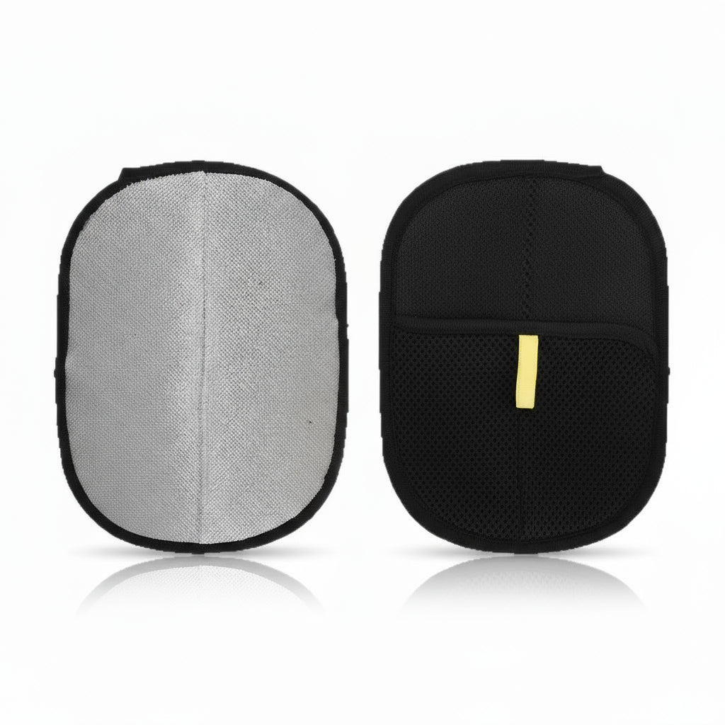 Famous Pet Grooming Glove – Compact, Efficient, and Easy to Use